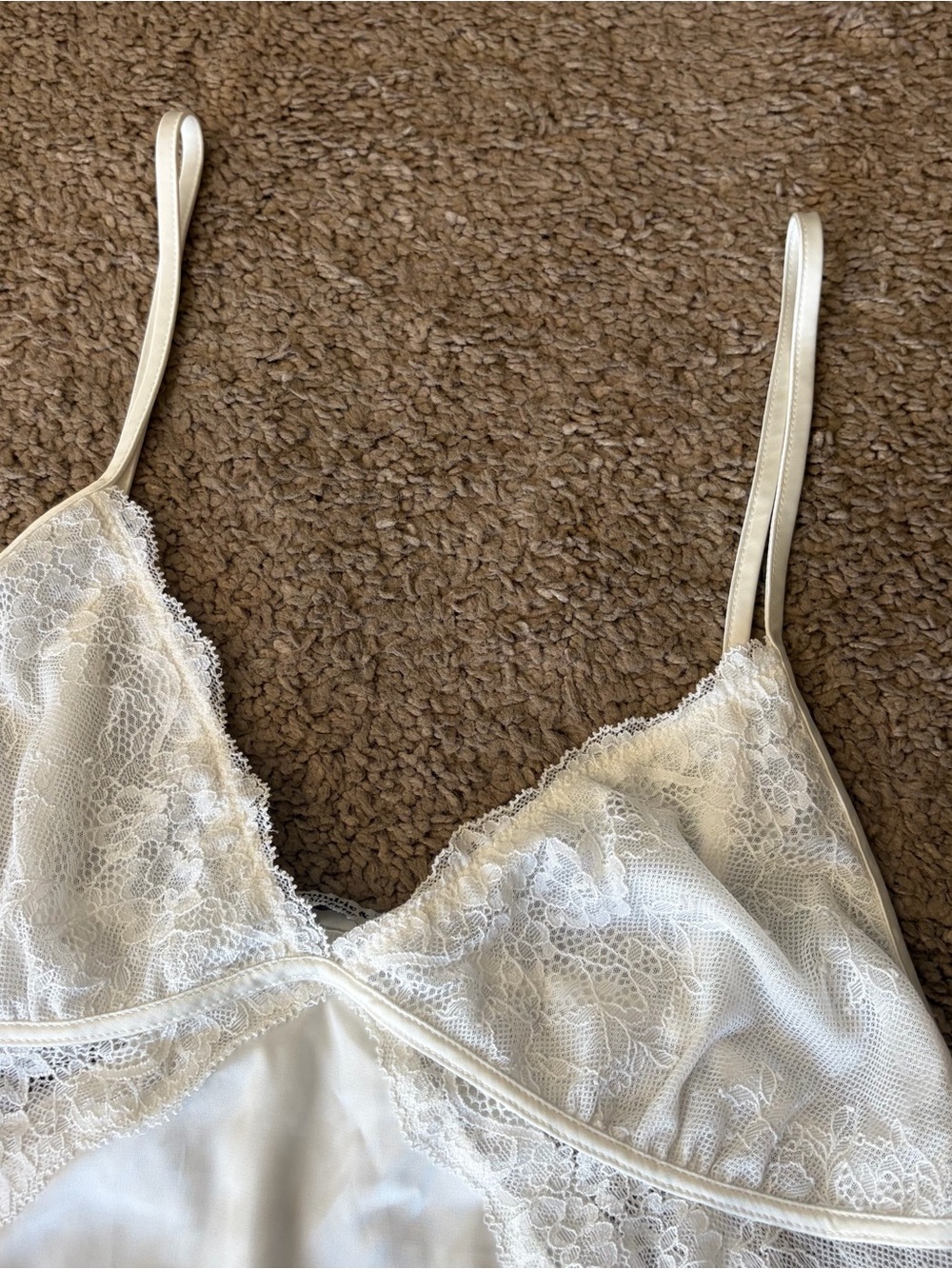 Abercrombie Women’s Sheer Sleep Cami | Pearl | Size Medium - Picture 5 of 12